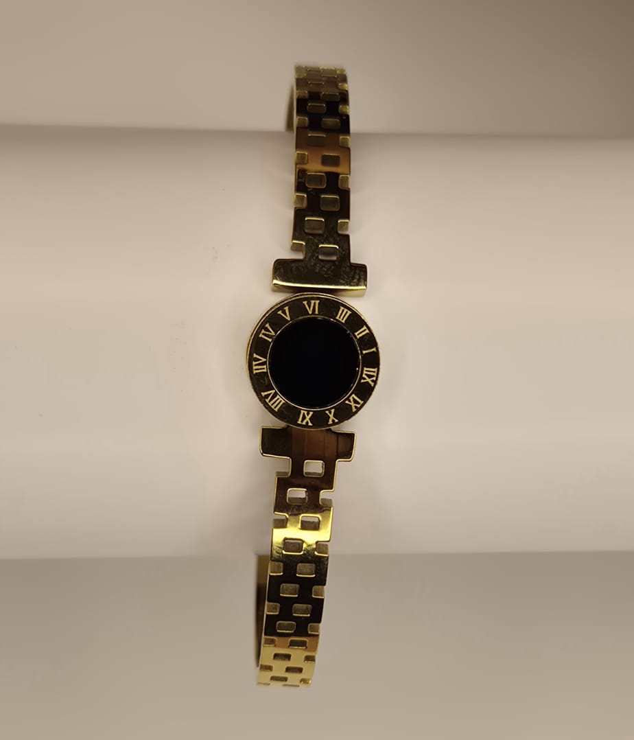 Roman Noir Bracelet Watch