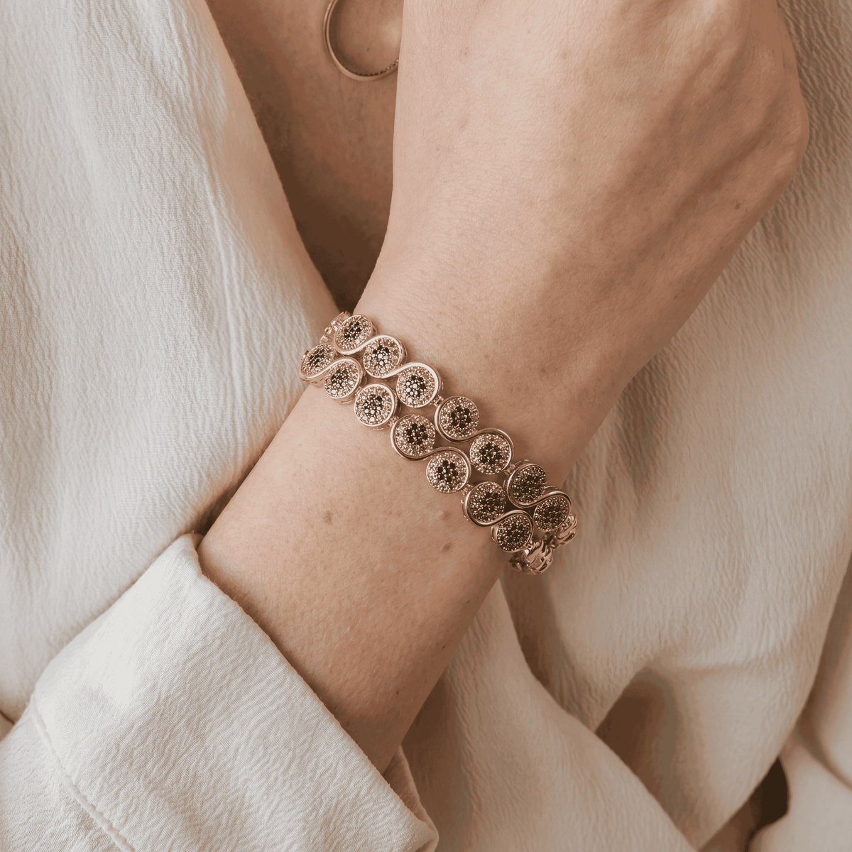 Midnight Royale 1k Gold Bracelet